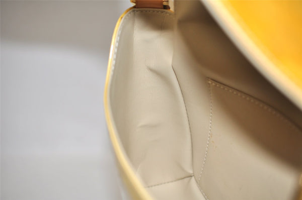 Auth Louis Vuitton Vernis Thompson Street Shoulder Bag Yellow M91008 LV 3521K