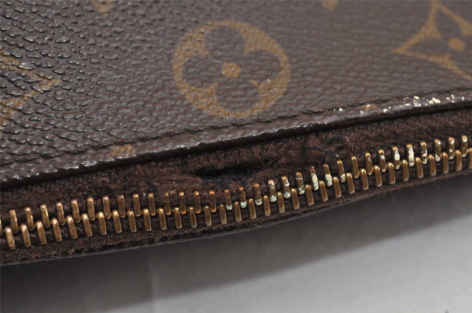 Authentic Louis Vuitton Monogram Boulogne 35 Shoulder Cross Bag Old Model 3534J