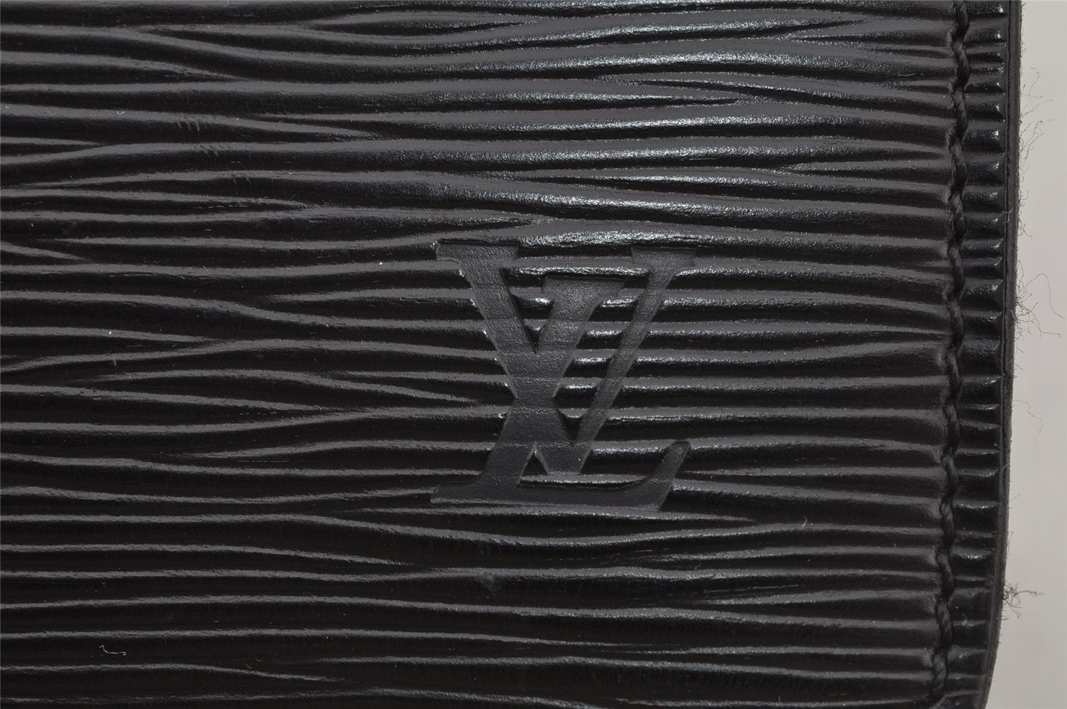 Authentic Louis Vuitton Epi Riviera Hand Bag Black M48182 LV Junk 3542J