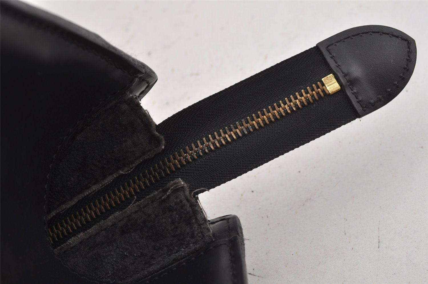 Authentic Louis Vuitton Epi Riviera Hand Bag Black M48182 LV Junk 3542J