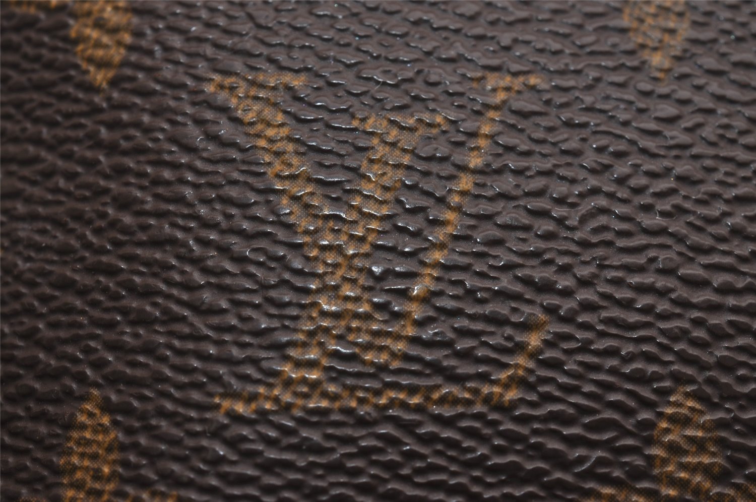 Authentic Louis Vuitton Monogram Pochette Cosmetic Pouch M47515 LV 3543J