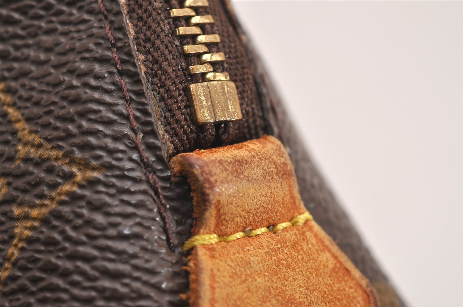 Authentic Louis Vuitton Monogram Pochette Cosmetic Pouch M47515 LV 3543J