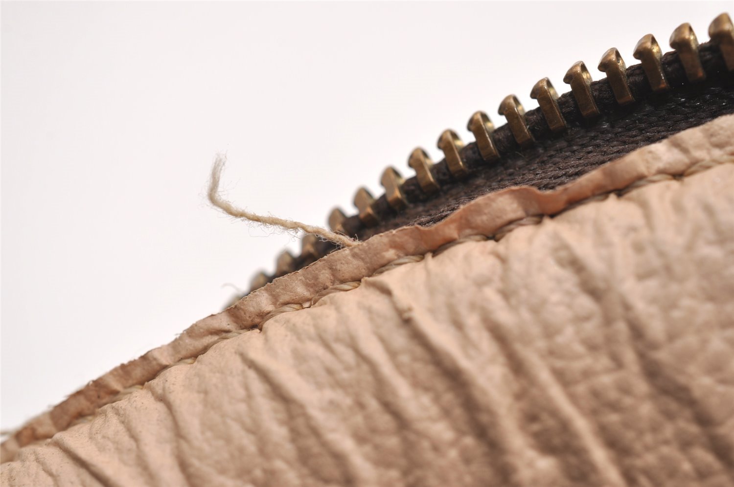 Authentic Louis Vuitton Monogram Pochette Cosmetic Pouch M47515 LV 3543J