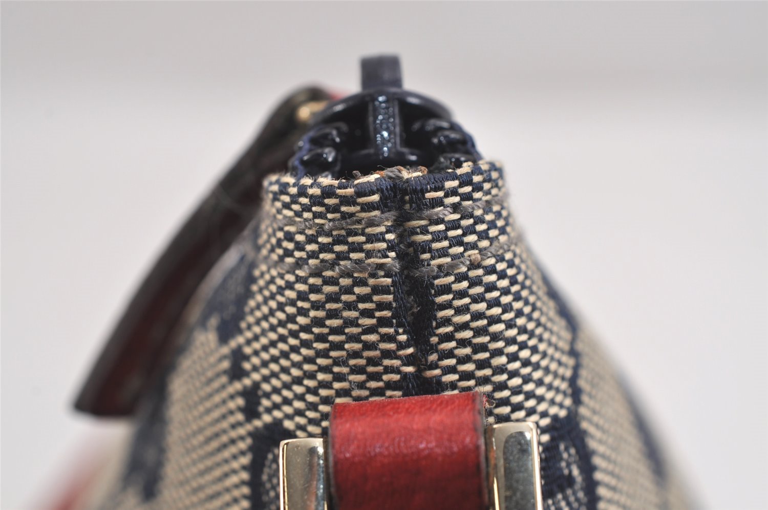 Authentic GUCCI Hand Bag Pouch Purse GG Canvas Leather 07198 Navy Blue 3548J