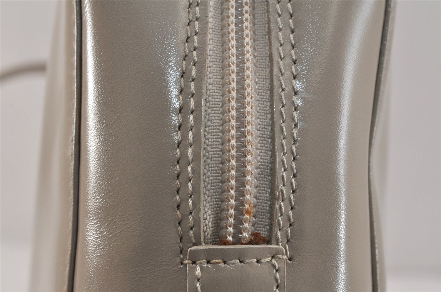 Authentic GUCCI Vintage Shoulder Hand Bag Purse Leather 0018762 Beige 3548K
