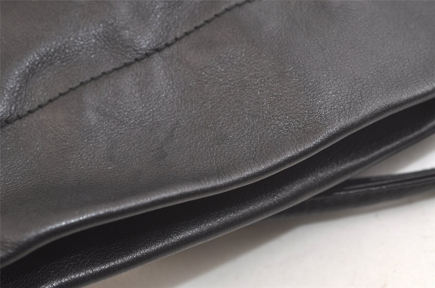 Authentic GUCCI Vintage Shoulder Hand Drawstring Bag Purse Leather Black 3549K