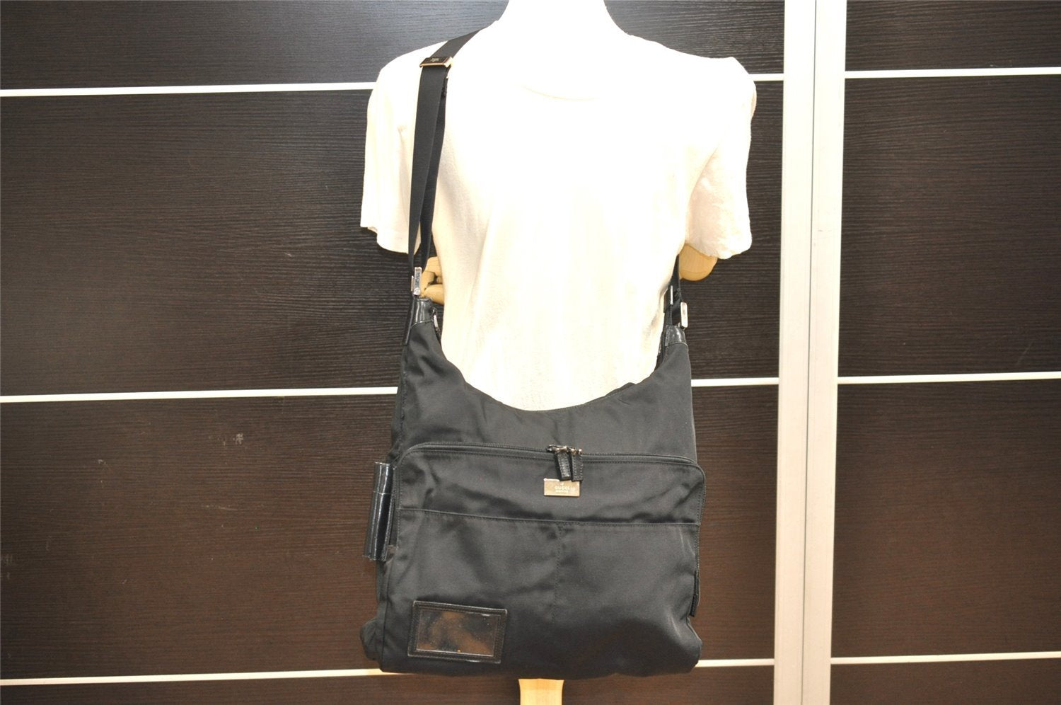 Authentic GUCCI Shoulder Cross Body Bag Nylon Leather 0190312 Black 3550J