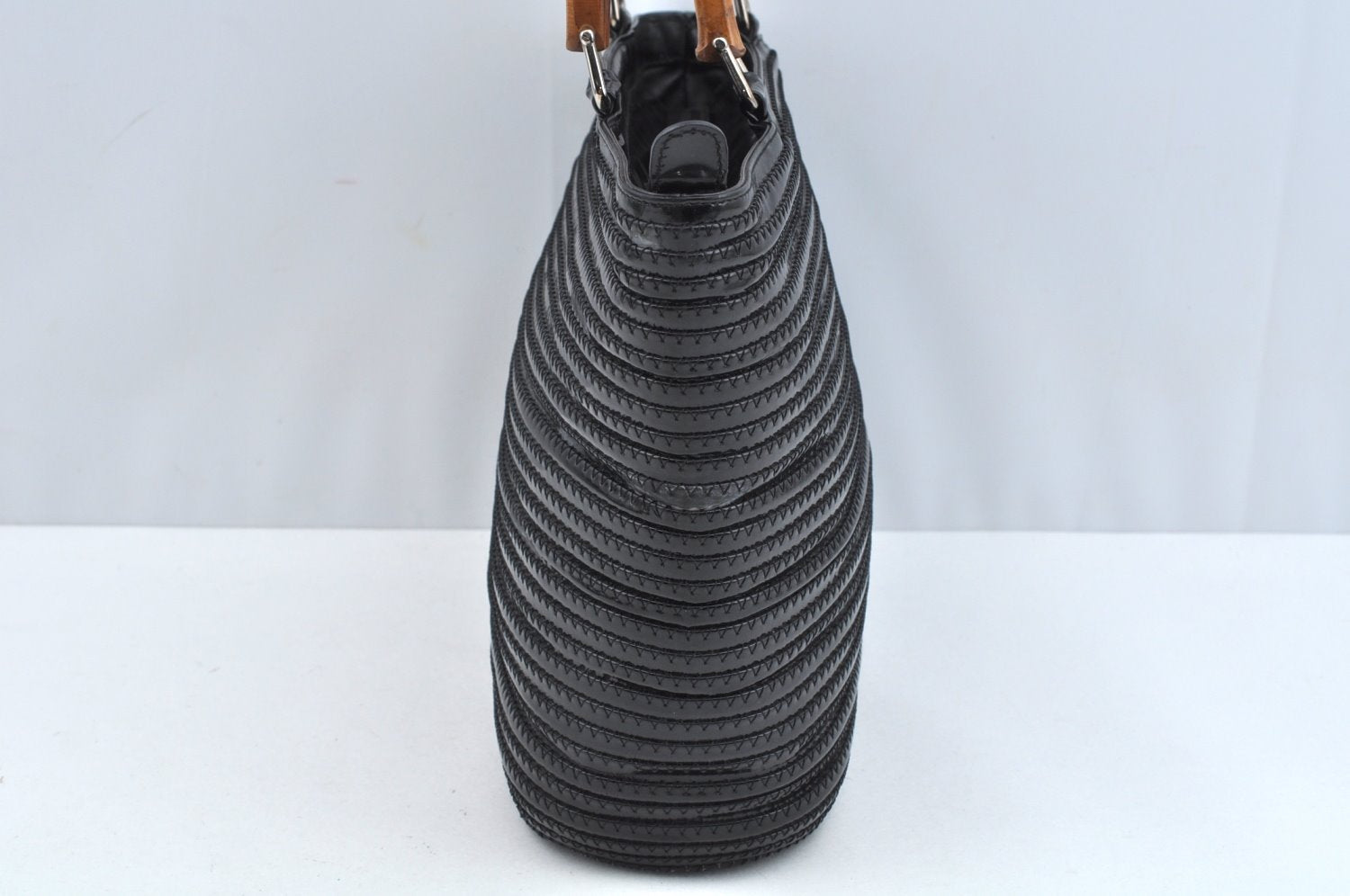 Authentic GUCCI Vintage Bamboo Tote Hand Bag Enamel Black 3552J