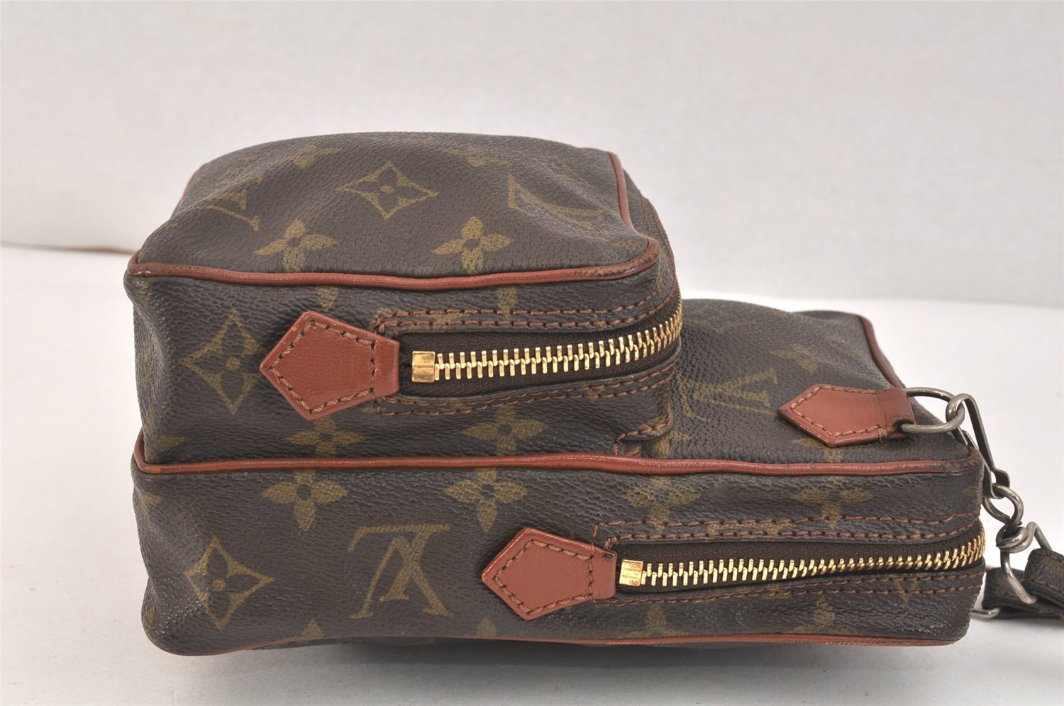 Authentic Louis Vuitton Monogram Amazone Shoulder Cross Body Bag Old Model 3552K