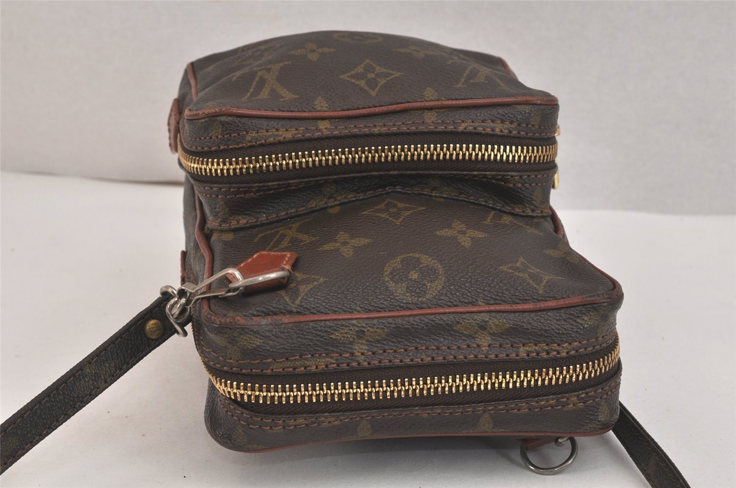 Authentic Louis Vuitton Monogram Amazone Shoulder Cross Body Bag Old Model 3552K