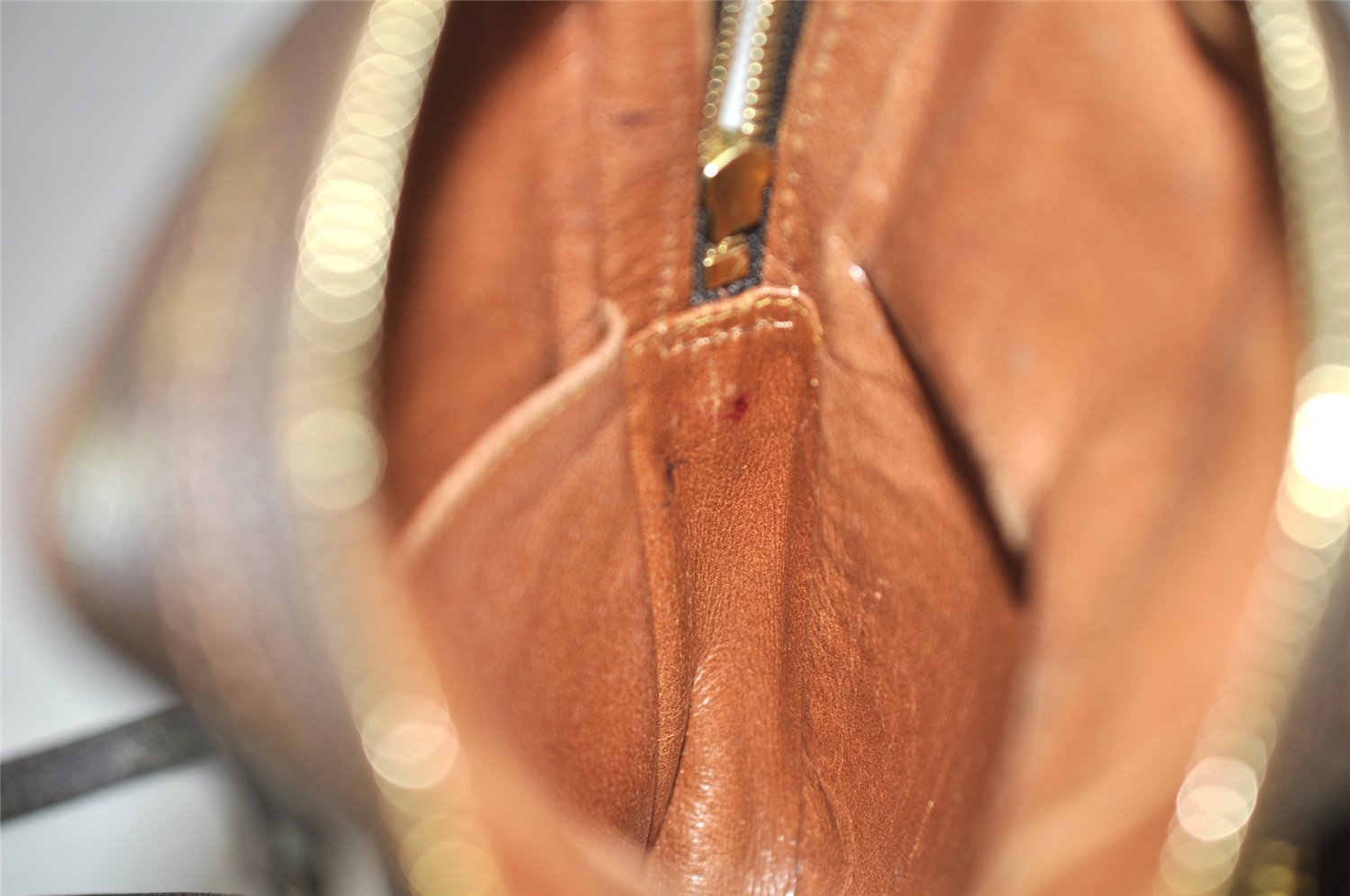 Authentic Louis Vuitton Monogram Amazone Shoulder Cross Body Bag Old Model 3552K