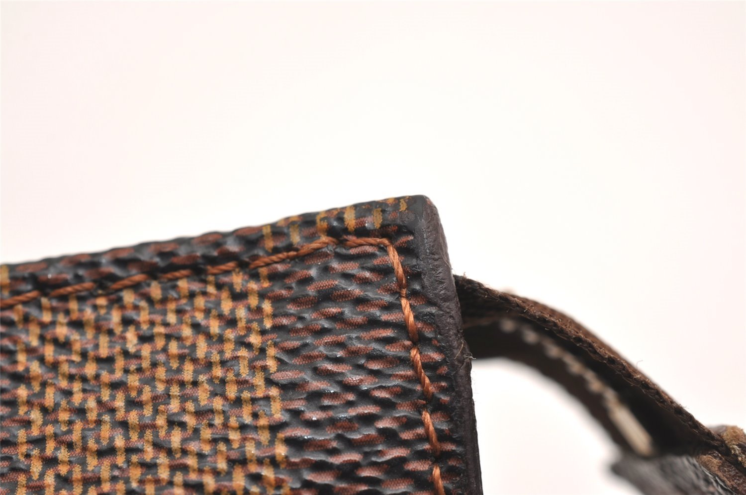 Authentic Louis Vuitton Damier Marais Bucket Pouch Purse Clutch LV 3553J