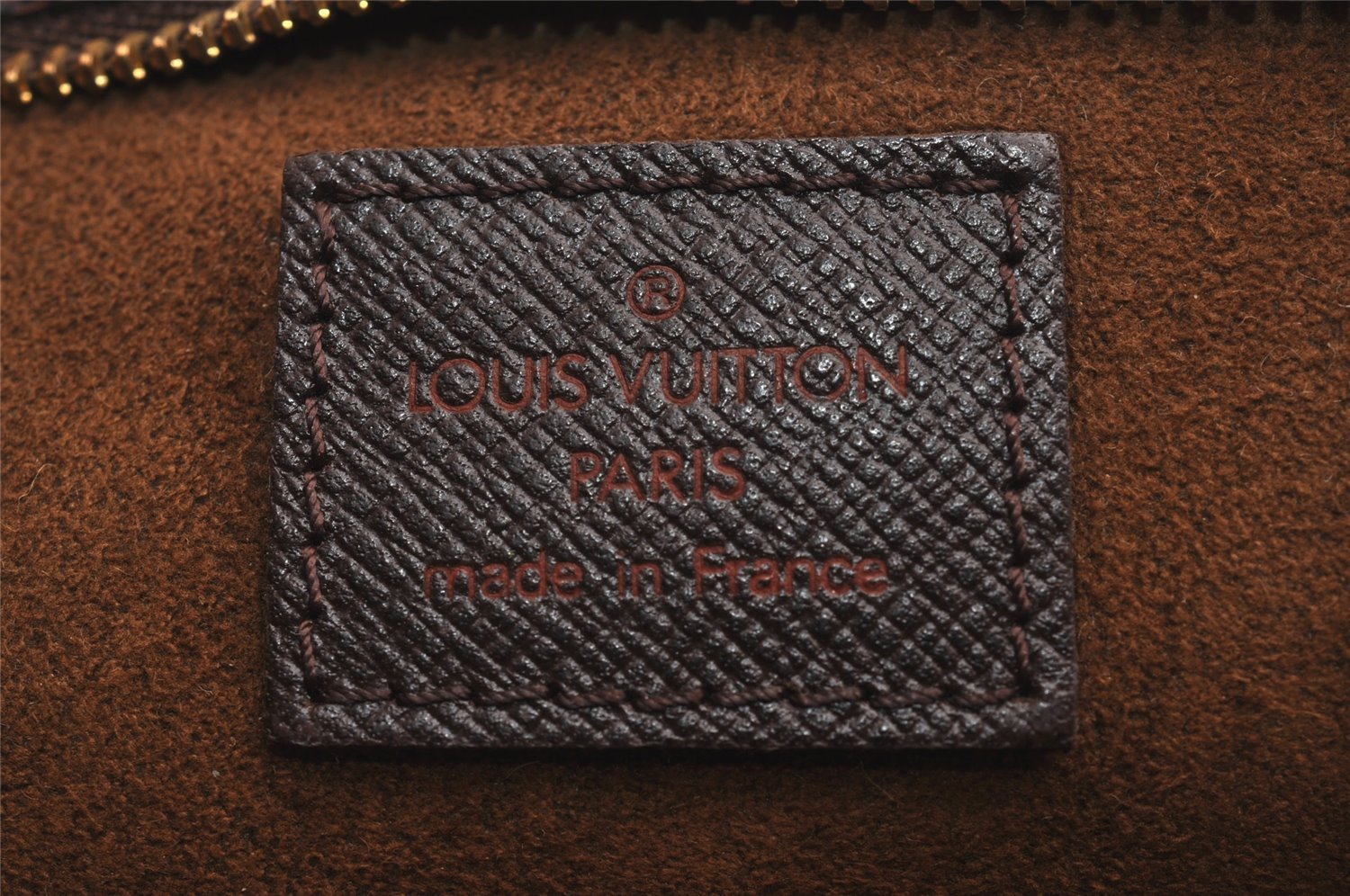 Authentic Louis Vuitton Damier Marais Bucket Pouch Purse Clutch LV 3553J