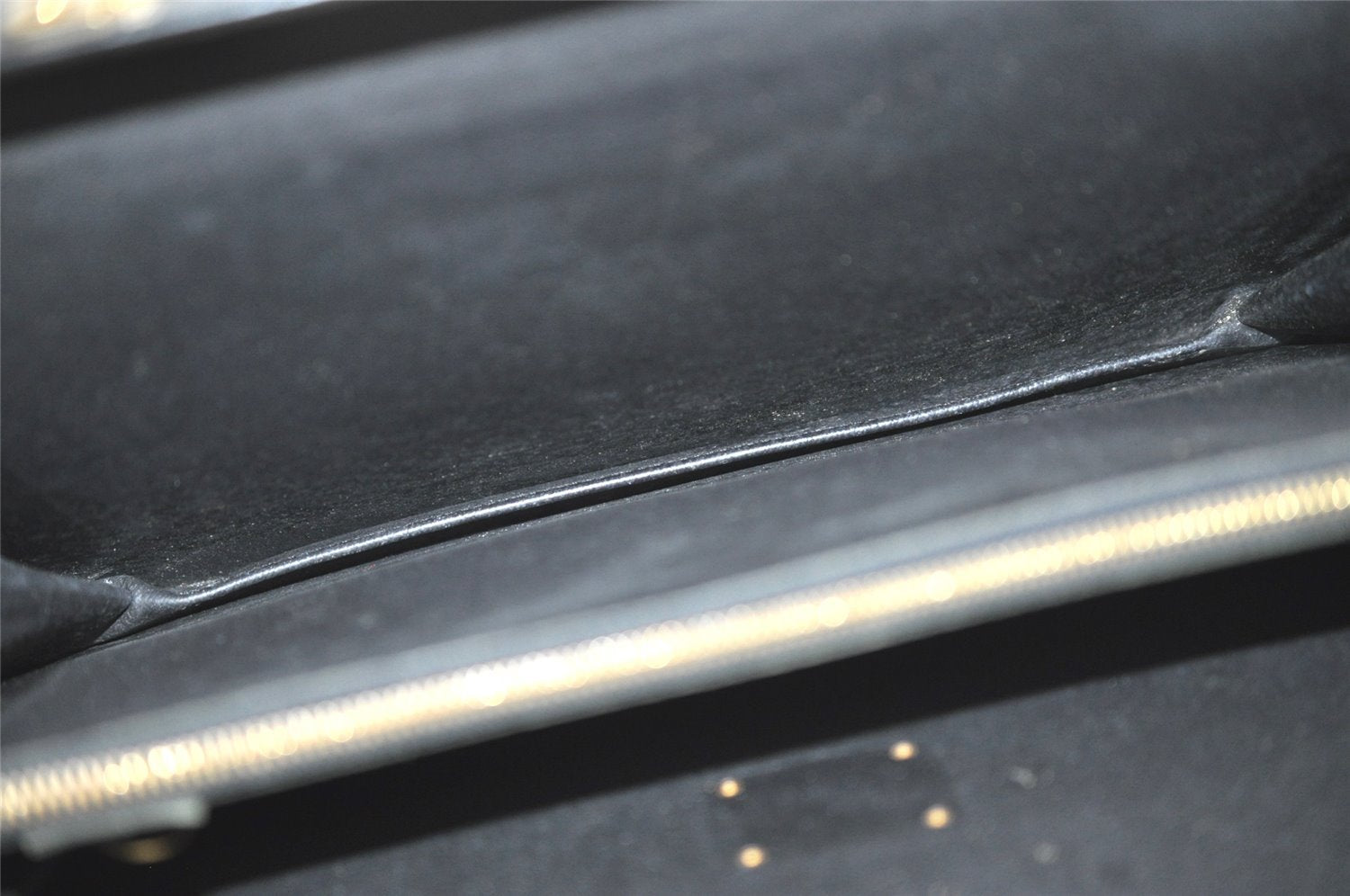 Authentic Louis Vuitton Epi Serviette Fermoir Briefcase M54352 Black LV 3557K