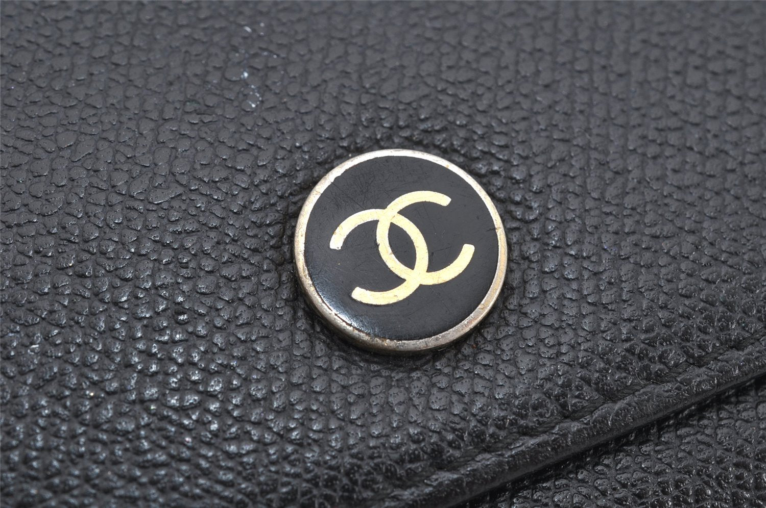 Authentic CHANEL Caviar Skin CoCo Button 6 Hooks Key Case Purse Black 3562K