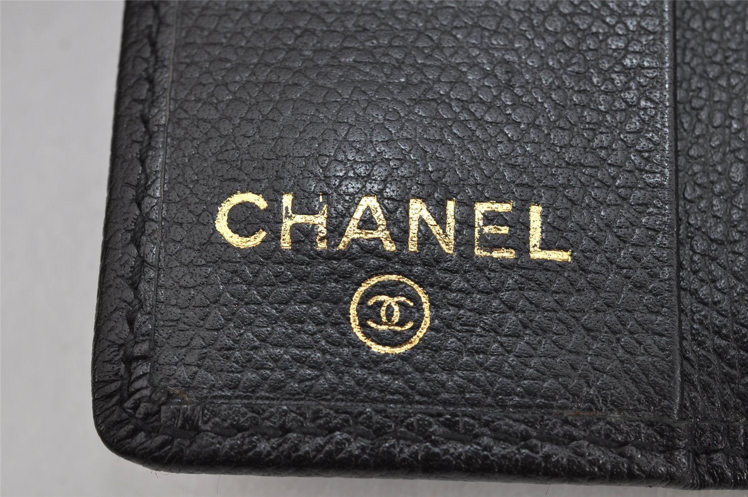 Authentic CHANEL Caviar Skin CoCo Button 6 Hooks Key Case Purse Black 3562K