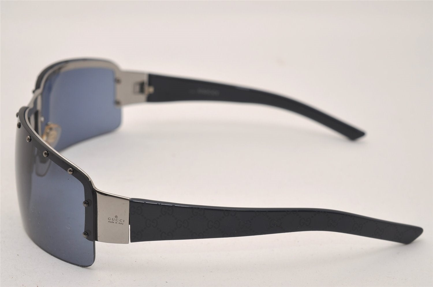 Authentic GUCCI Sunglasses Vintage Studded GG 1823/S Plastic Navy Blue 3573J