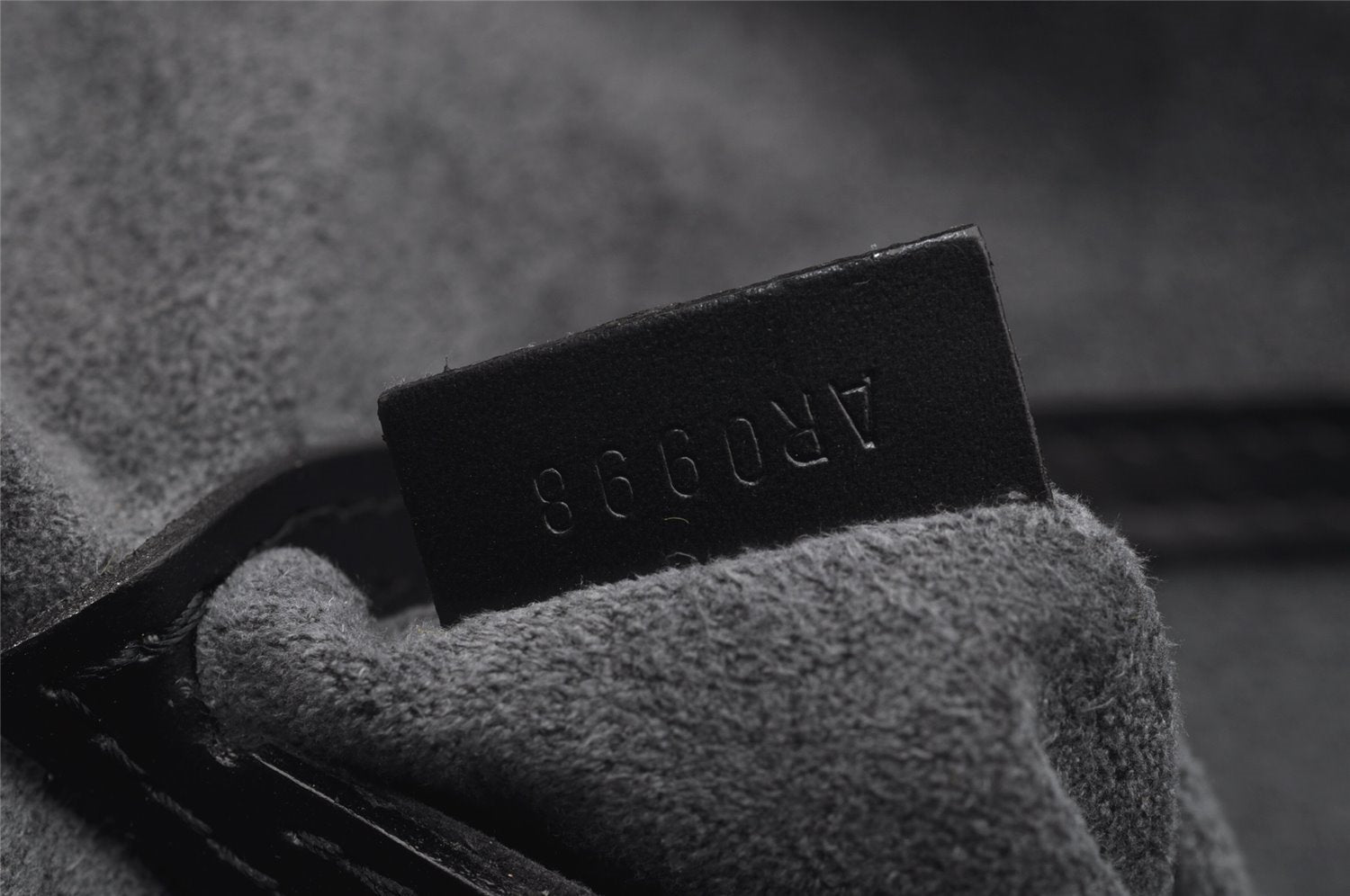 Authentic Louis Vuitton Epi Alma PM Hand Bag Black M40302 LV 3575I