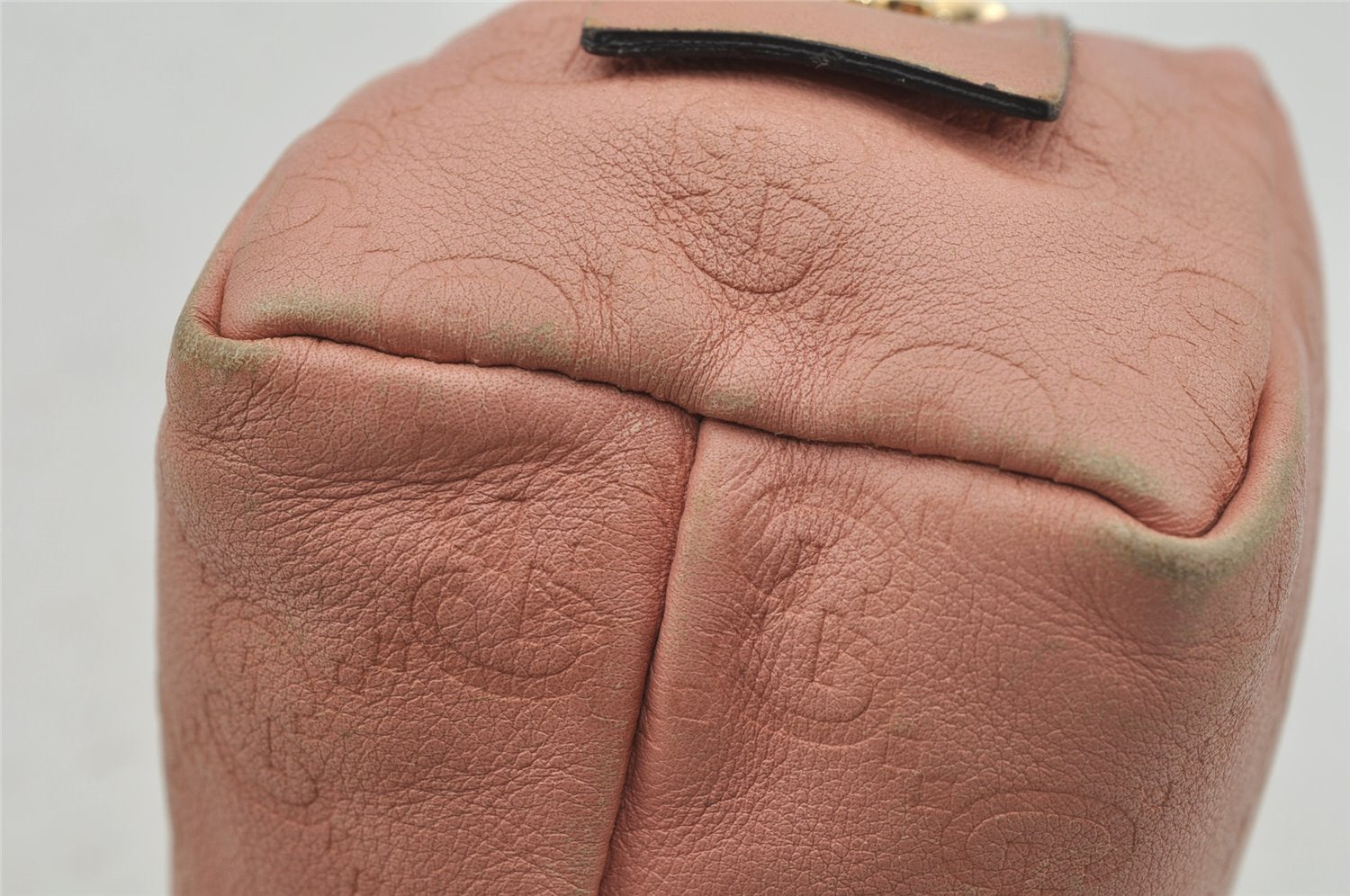 Authentic GUCCI Guccissima Heart GG Leather Pouch Purse 153228 Pink 3579J