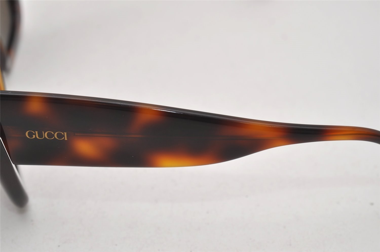 Authentic GUCCI Sunglasses Vintage Tortoise Shell GG 2150/S Plastic Brown 3583J