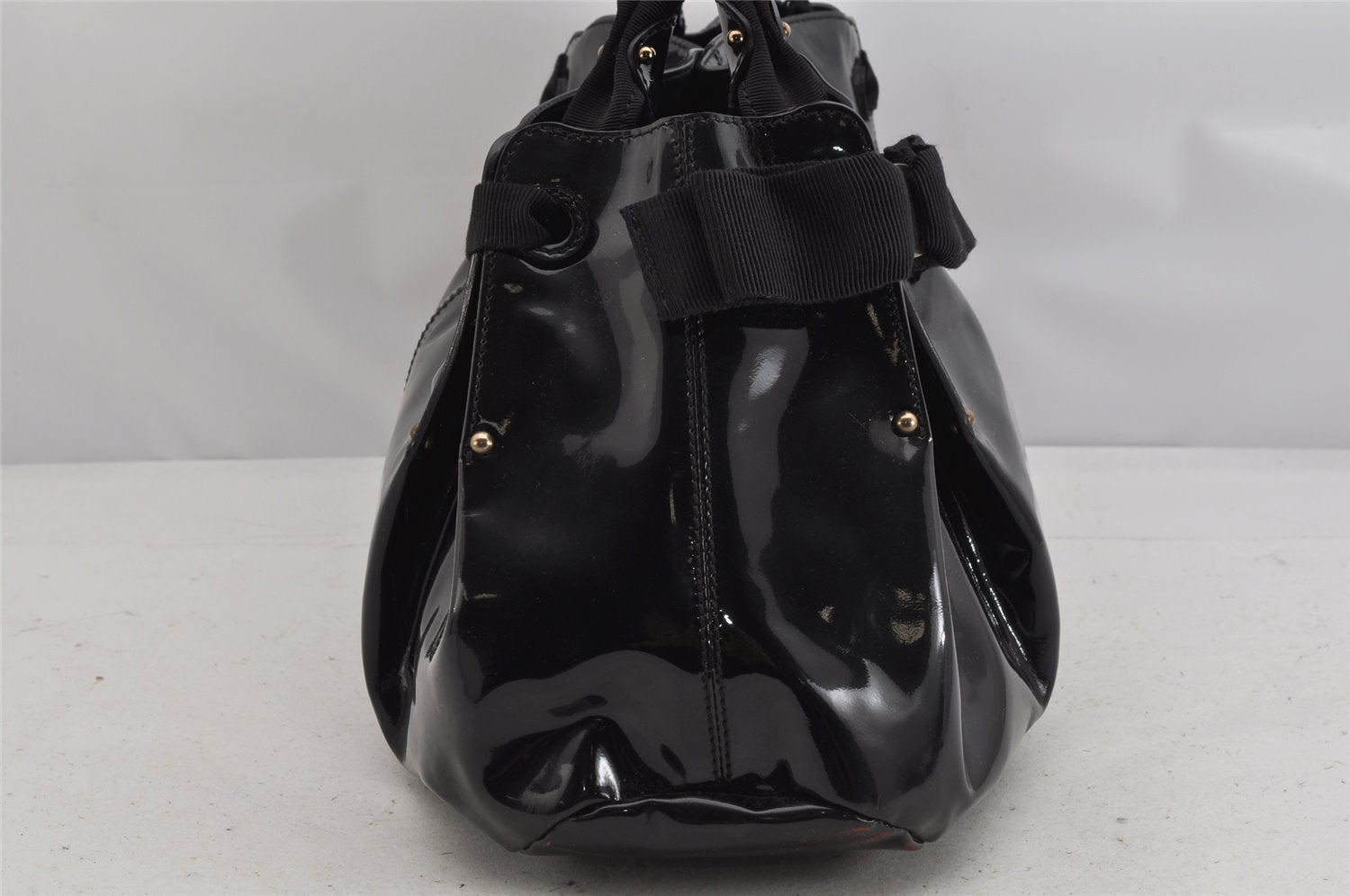 Authentic Salvatore Ferragamo Vara Ribbon Enamel Shoulder Tote Bag Black 3583K