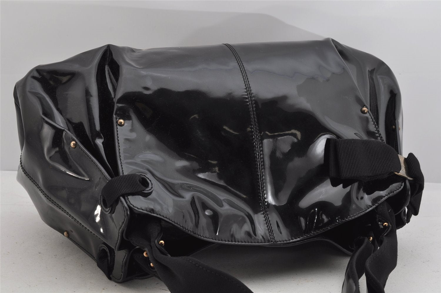 Authentic Salvatore Ferragamo Vara Ribbon Enamel Shoulder Tote Bag Black 3583K