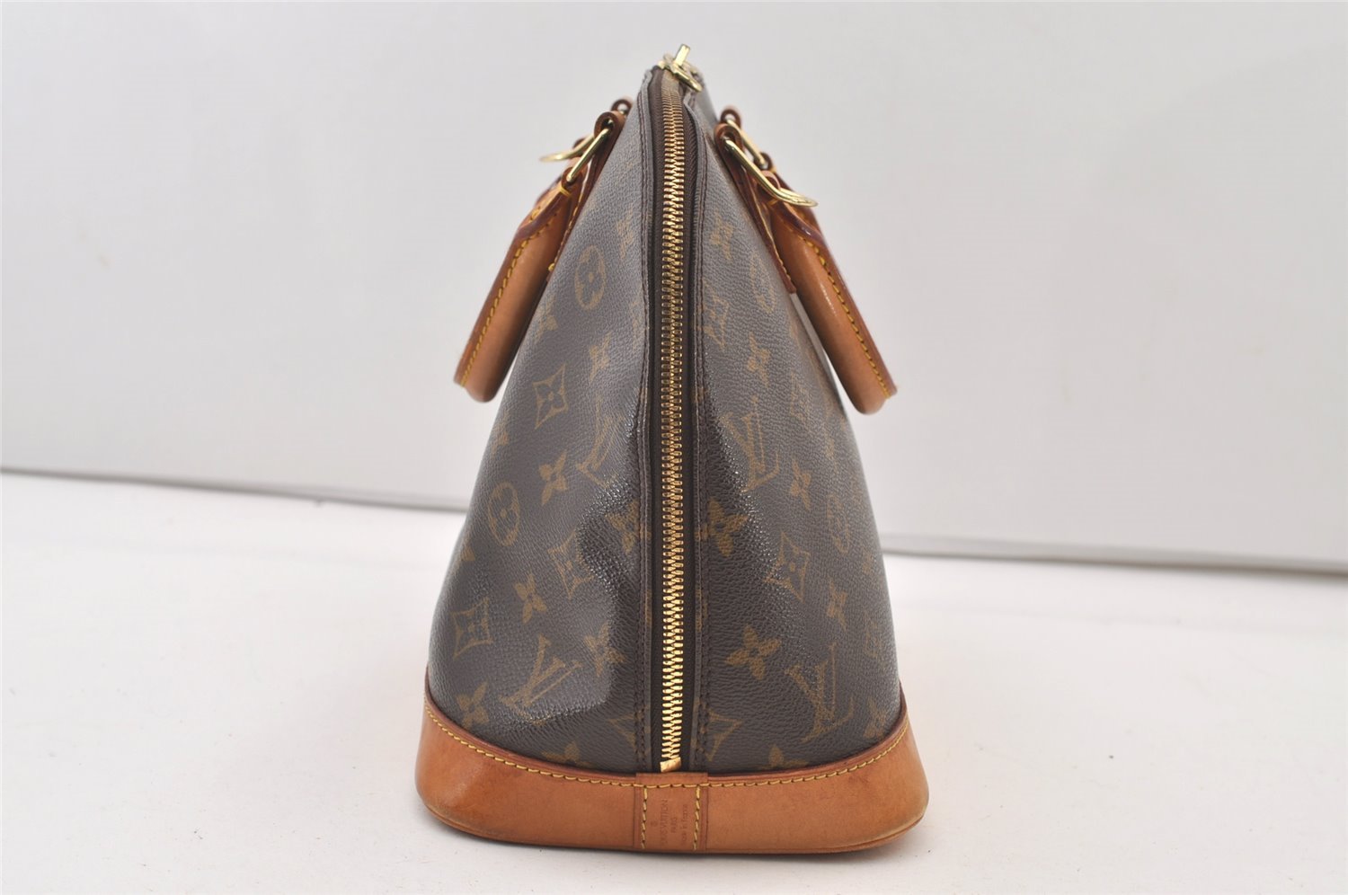 Authentic Louis Vuitton Monogram Alma Hand Bag Purse M51130 LV 3584J