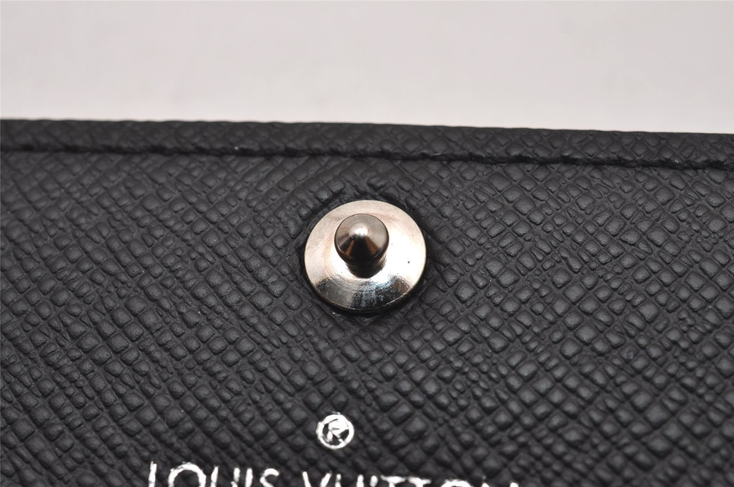 Authentic Louis Vuitton Damier Graphite Multicles 6 Key Case M62662 LV 3585I