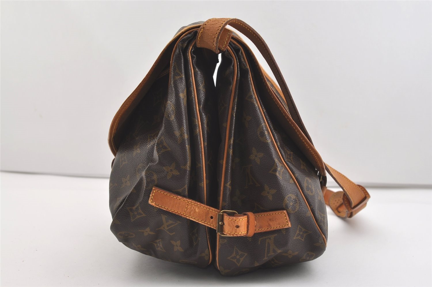 Authentic Louis Vuitton Monogram Saumur 35 Shoulder Cross Bag M42254 LV 3585J