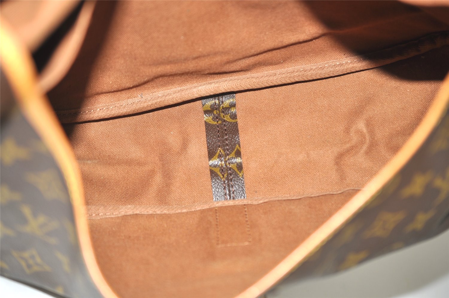 Authentic Louis Vuitton Monogram Saumur 35 Shoulder Cross Bag M42254 LV 3585J