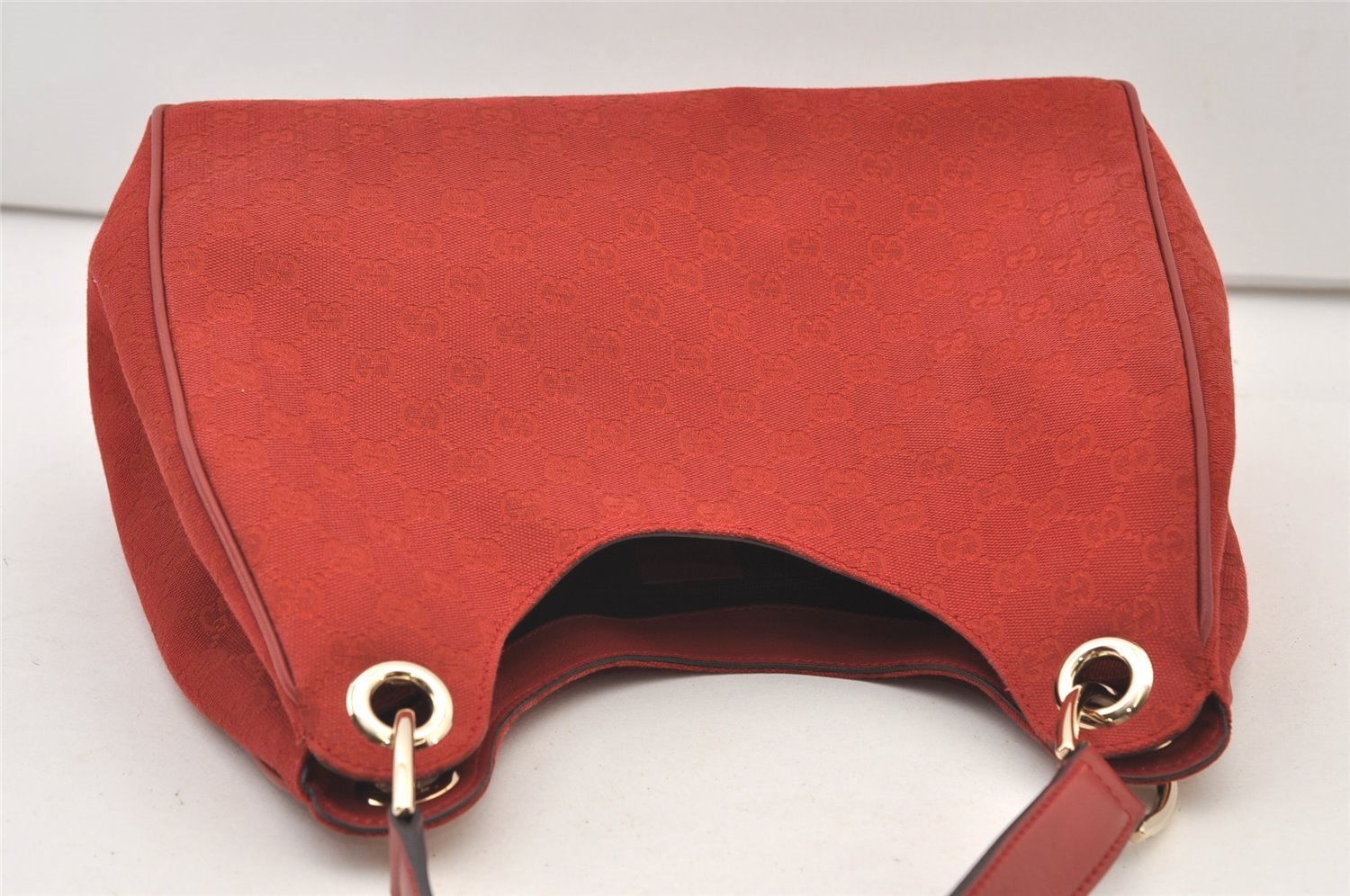 Authentic GUCCI Shoulder Hand Bag Purse GG Canvas Leather 257268 Red 3590J