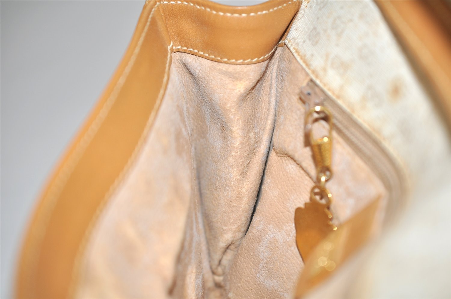 Authentic GUCCI Micro GG PVC Leather Shoulder Cross Body Bag Purse Beige 3595K
