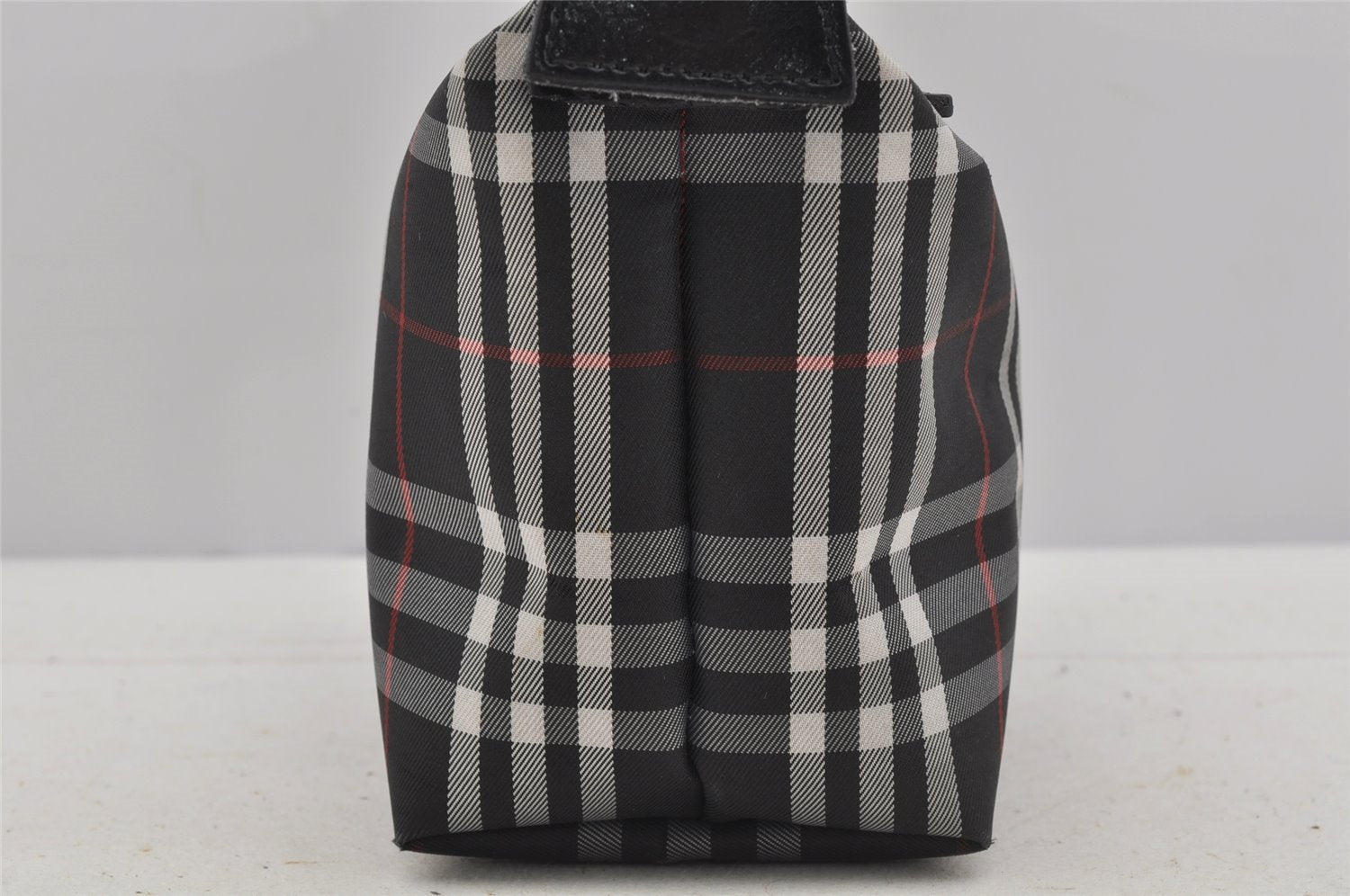 Authentic BURBERRY Vintage Check Hand Bag Pouch Purse Nylon Leather Black 3599J