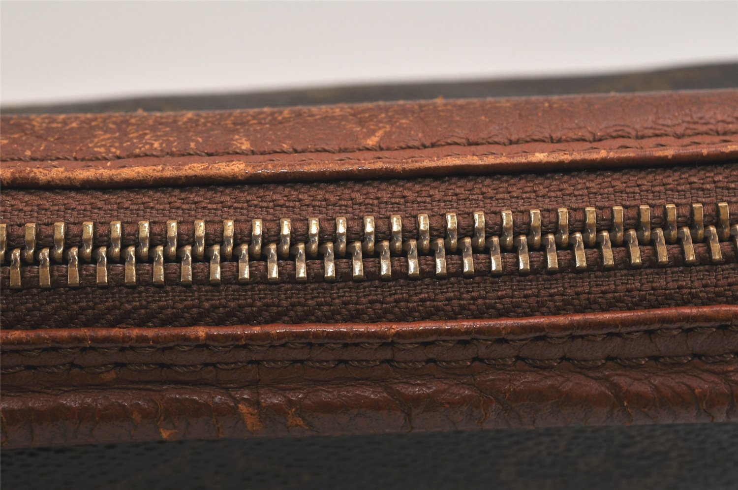 Authentic Louis Vuitton Monogram Pochette Sport Clutch Hand Bag Old Model 3603K