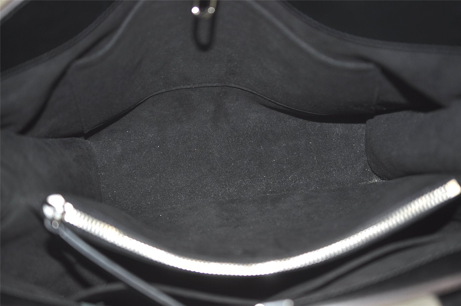 Authentic Louis Vuitton Epi Saint Jacques Shoulder Bag White M50045 LV 3615I