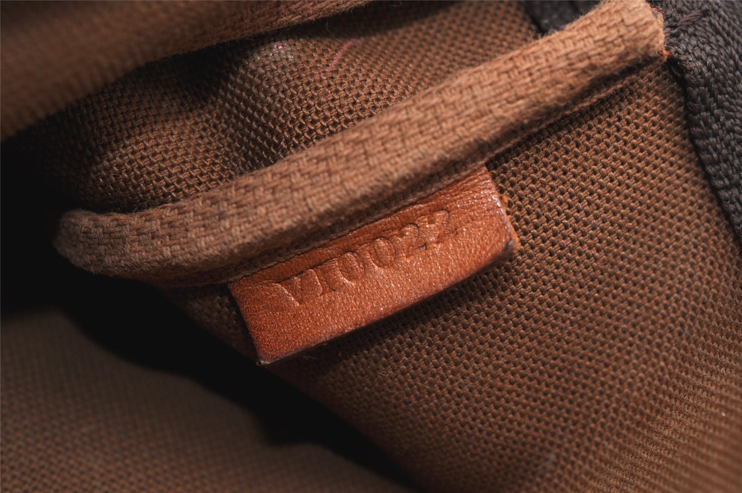 Authentic Louis Vuitton Monogram Pochette Accessoires Pouch M51980 LV 3615K