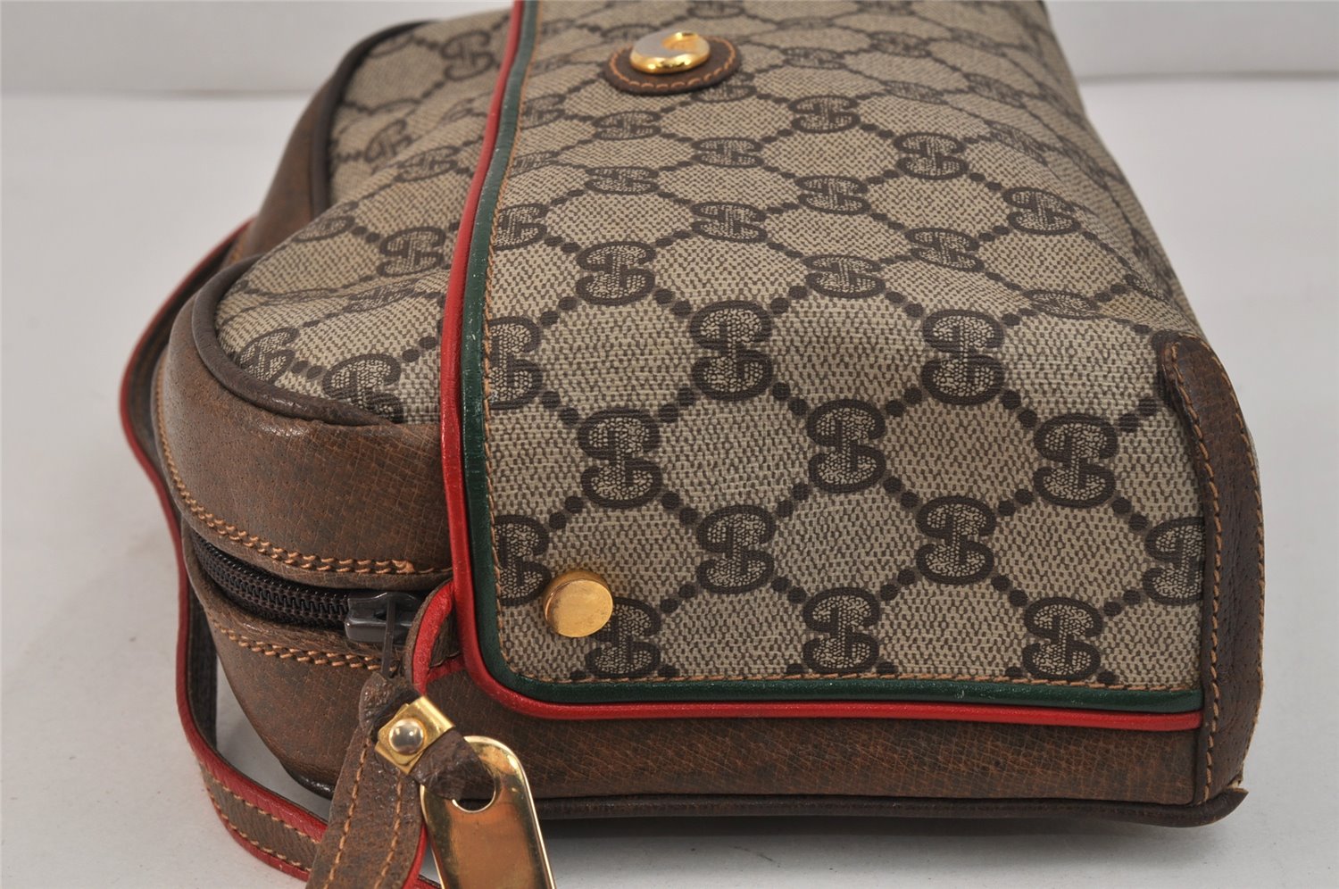 Authentic GUCCI Rigate Line Shoulder Cross Bag Purse GG PVC Leather Brown 3616K