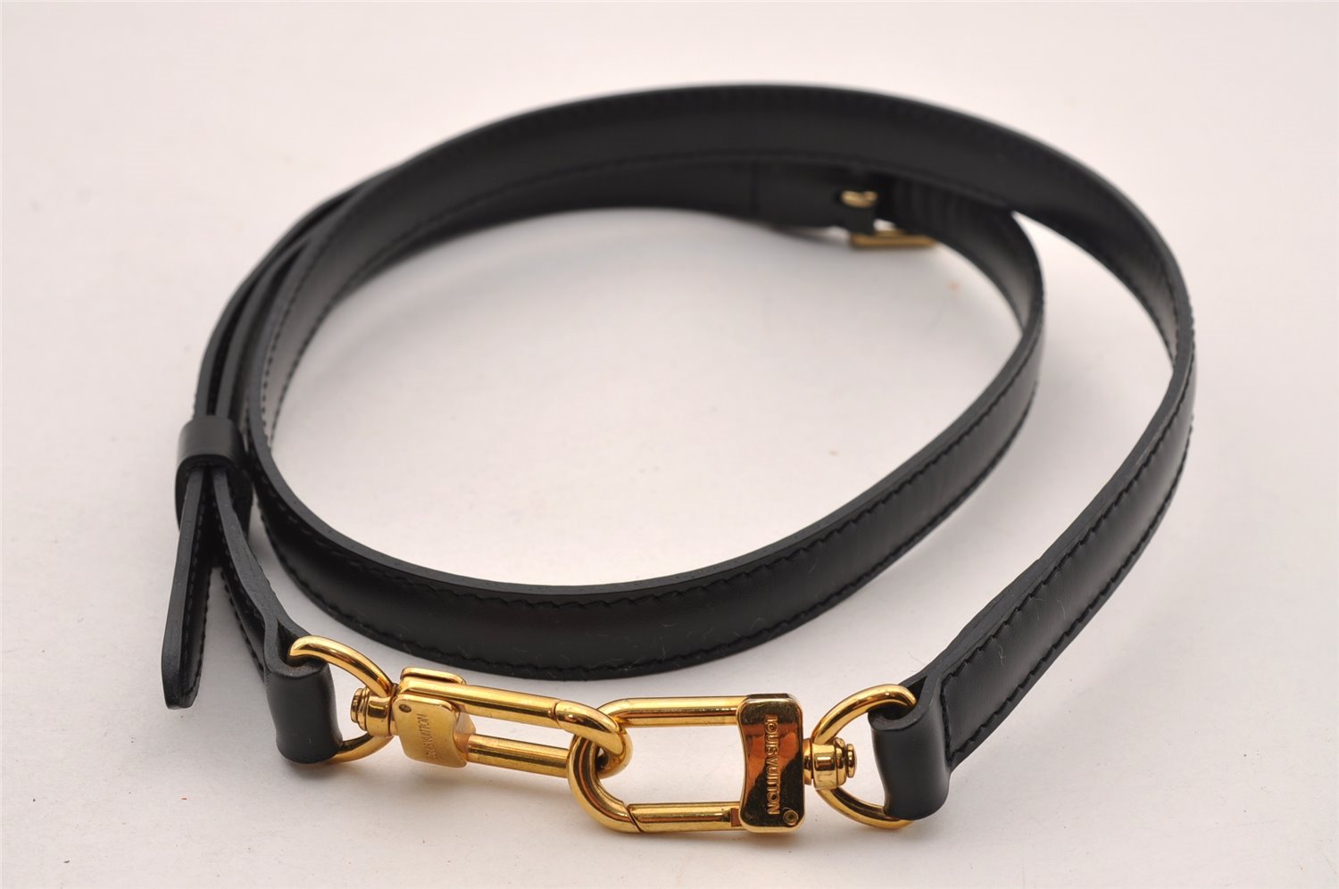 Authentic Louis Vuitton Epi Monceau 2Way Shoulder Hand Bag Black M52122 LV 3617I