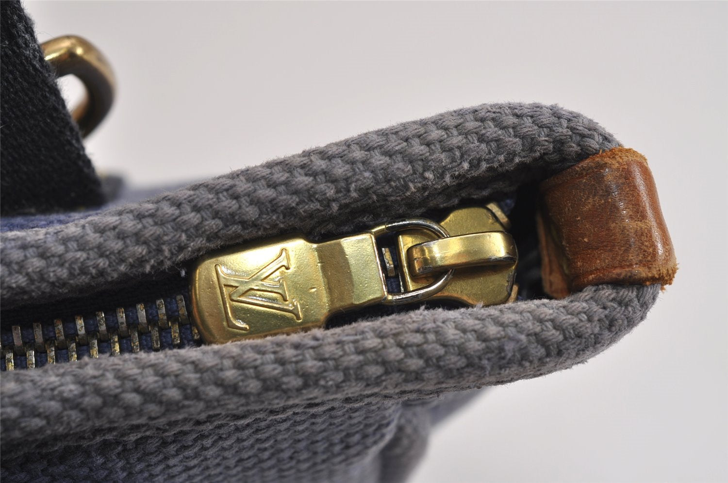 Authentic Louis Vuitton Antigua Cabas PM Hand Bag Blue M40090 LV 3617J