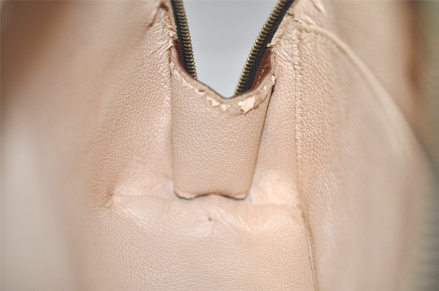 Auth Louis Vuitton Monogram Trousse Demi Ronde 23 Pouch M47520 Junk 3623K