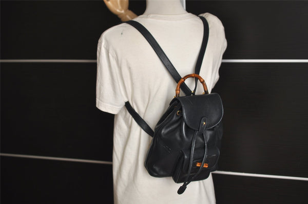 Authentic GUCCI Vintage Bamboo Drawstring Backpack Leather Navy 3631J