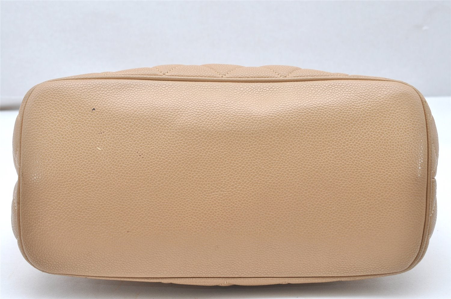 Authentic CHANEL Caviar Skin Medallion CC Logo Shoulder Tote Bag Beige 3631K