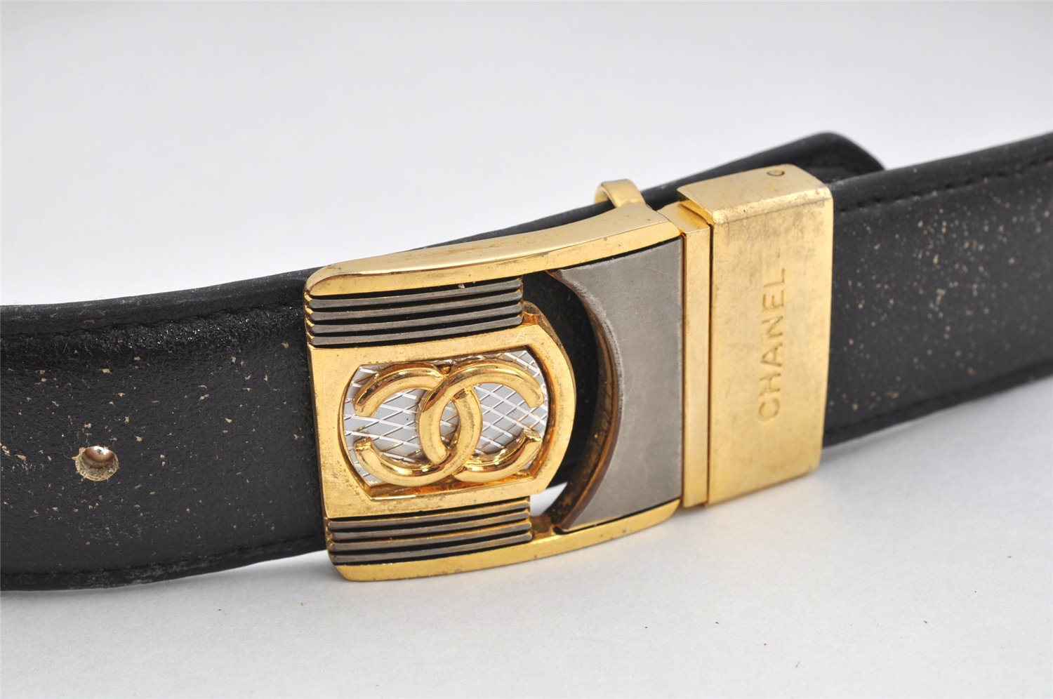 Authentic CHANEL Vintage Calf Skin Belt CC Logo 37.2-40.9