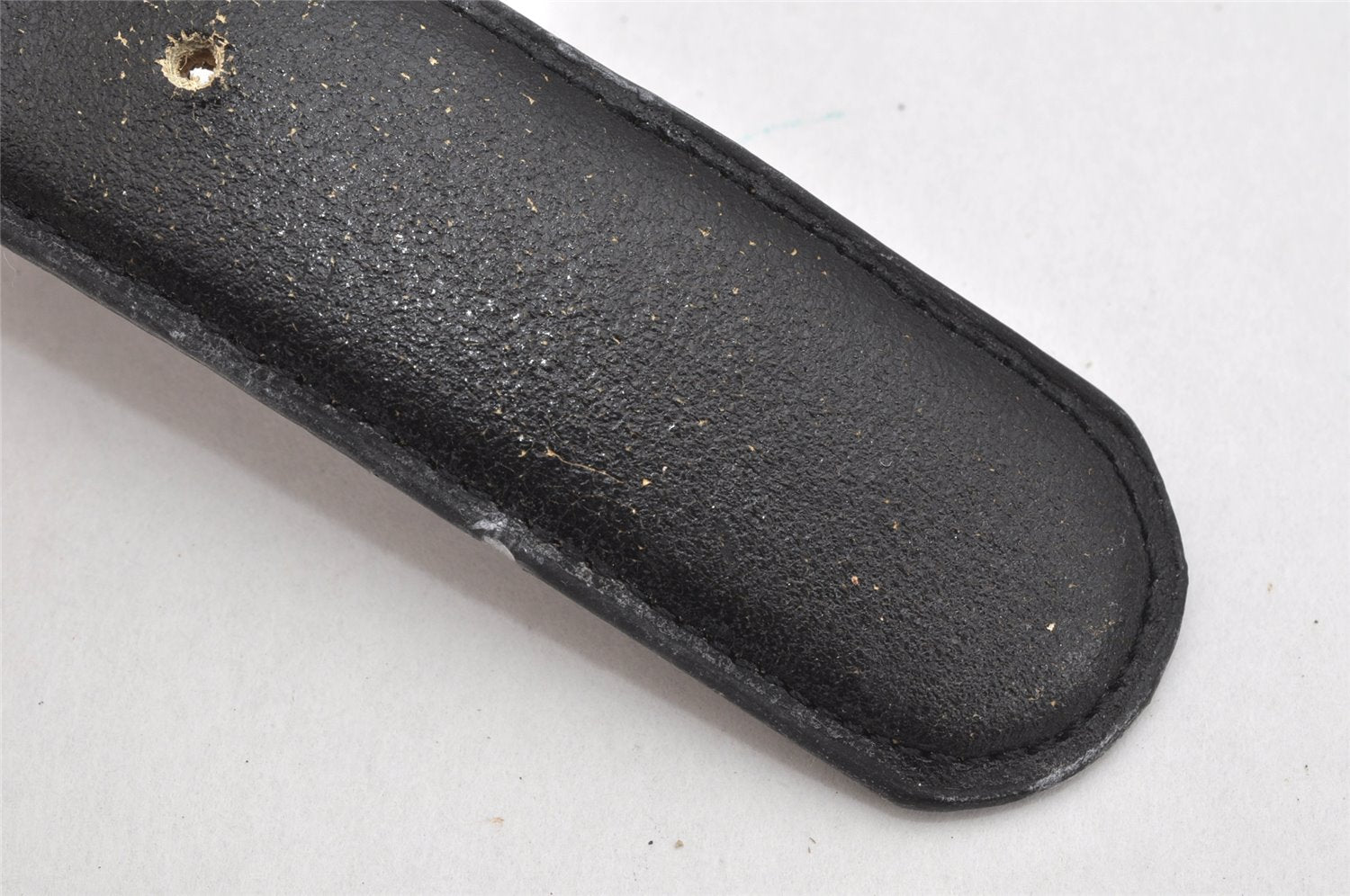 Authentic CHANEL Vintage Calf Skin Belt CC Logo 37.2-40.9
