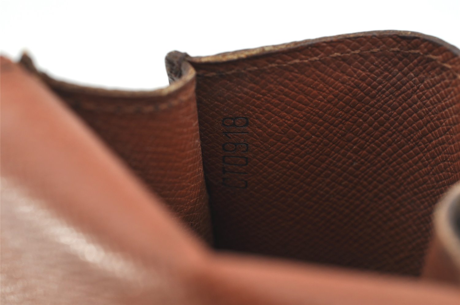 Authentic Louis Vuitton Monogram Etui Cigarette Case M63024 LV 3640K