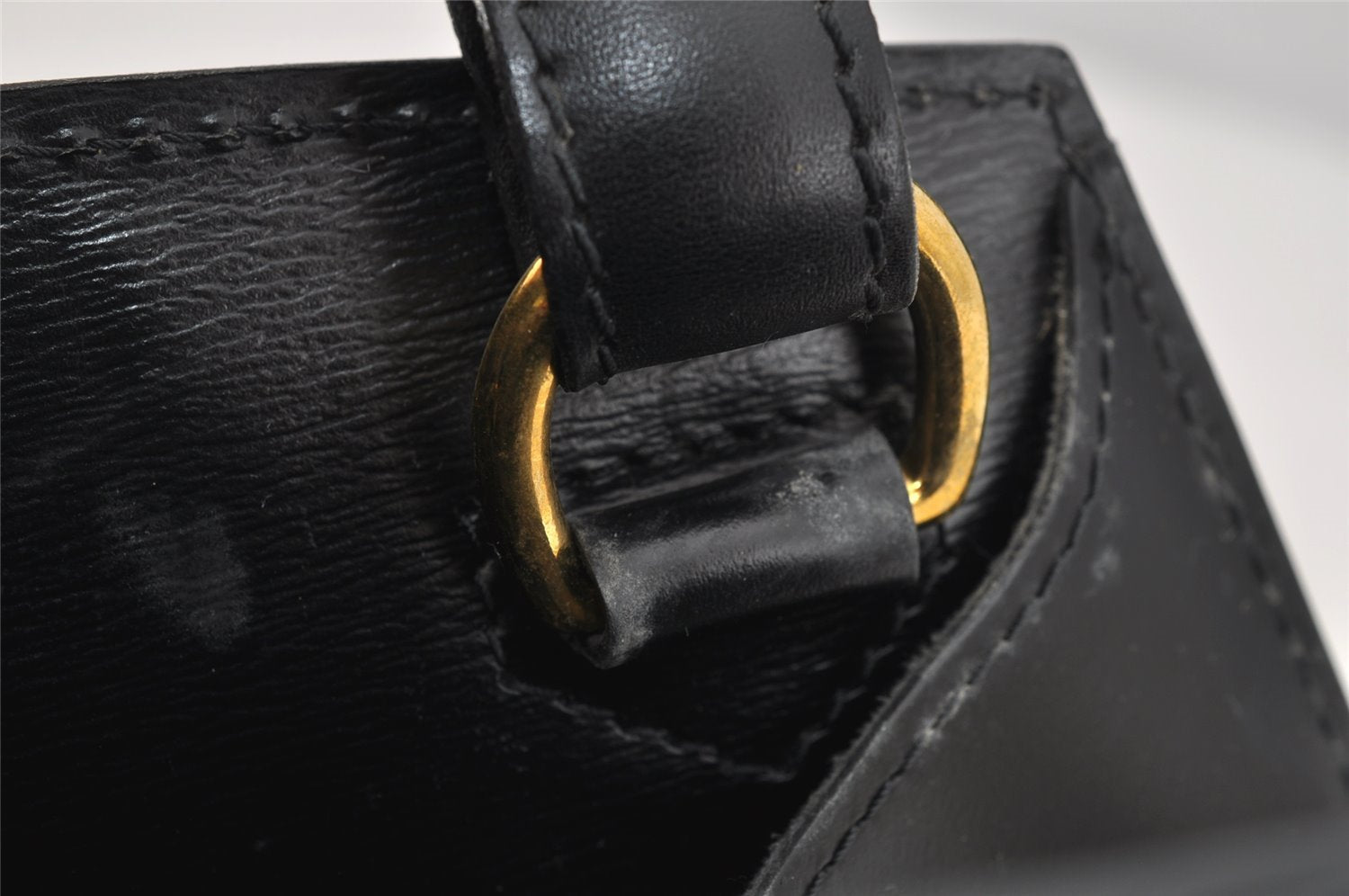 Authentic Louis Vuitton Epi Cluny Shoulder Bag Purse Black M52252 LV 3646I