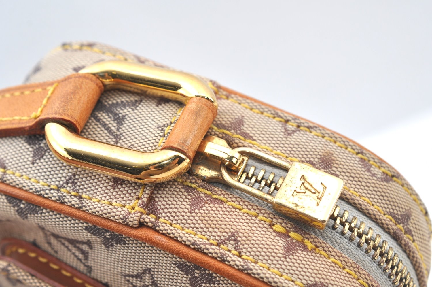 Auth Louis Vuitton Monogram Mini Juliet MM Shoulder Cross Bag M92004 LV 3650H