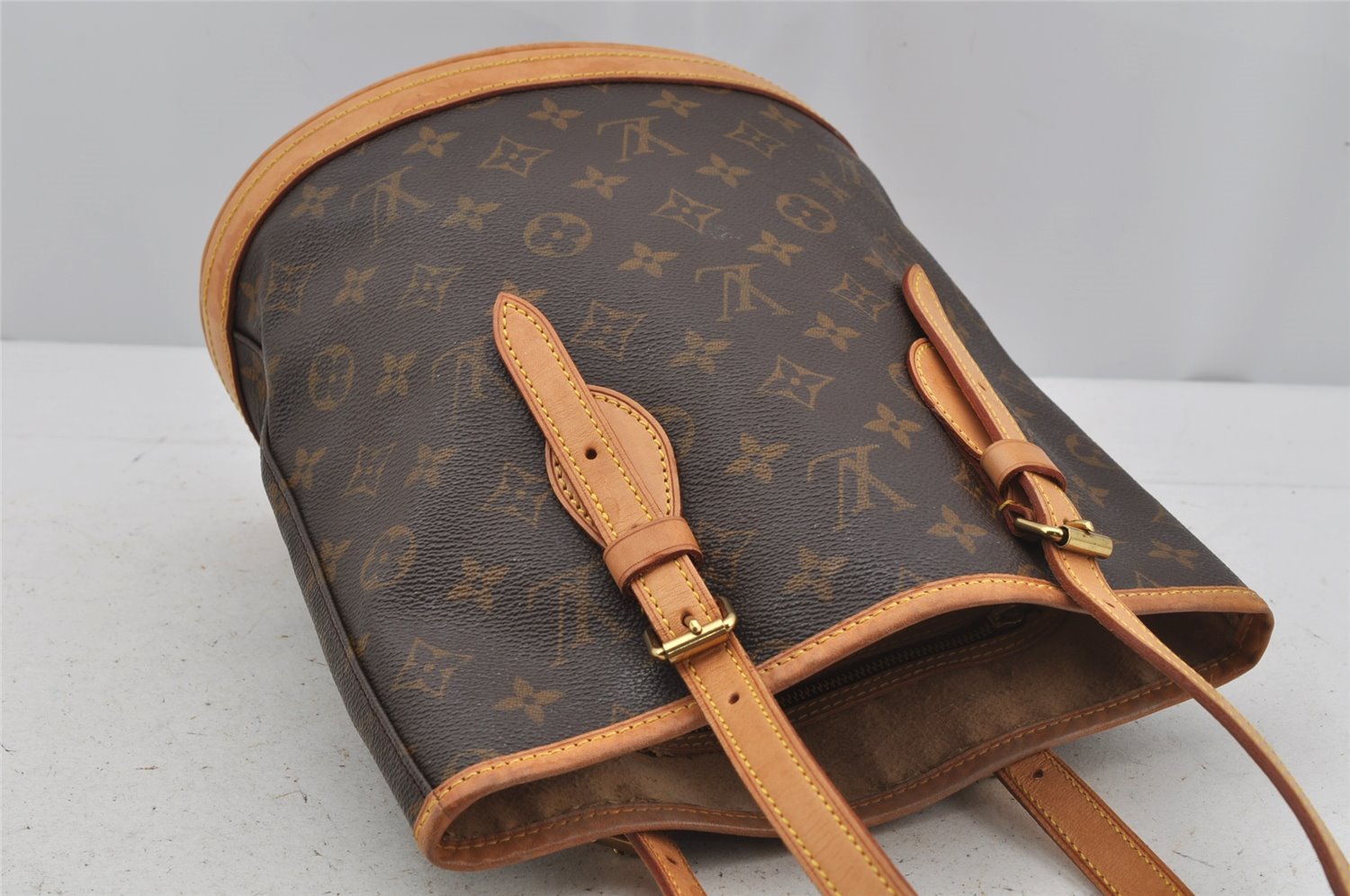 Authentic Louis Vuitton Monogram Bucket PM Shoulder Tote Bag M42238 LV 3651J