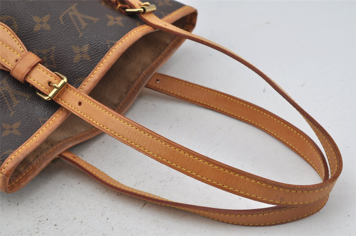 Authentic Louis Vuitton Monogram Bucket PM Shoulder Tote Bag M42238 LV 3651J