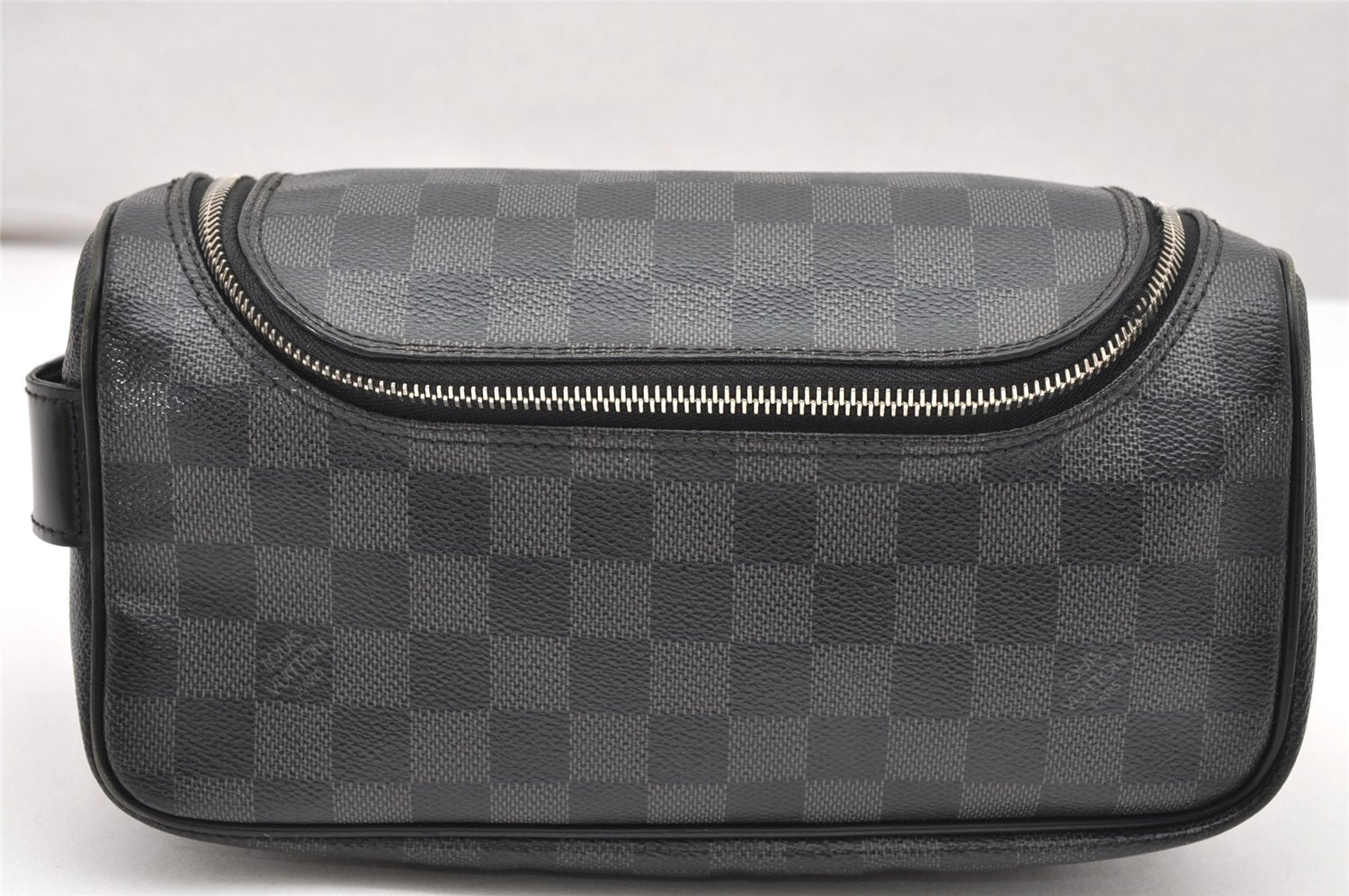 Authentic Louis Vuitton Damier Graphite Toilette Pouch Hand Bag N47625 LV 3651K